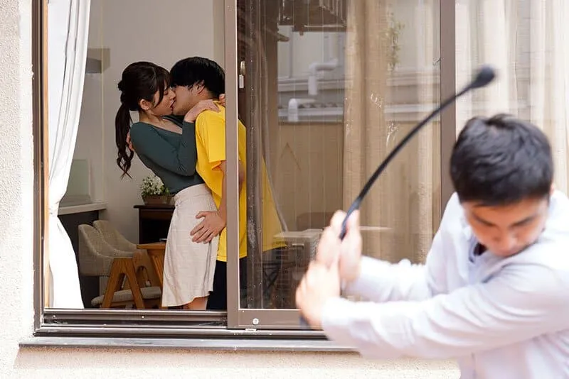 ông xã mãi mê với công việc, vợ nảy sinh tình cảm với em anh xã vì cô đơn